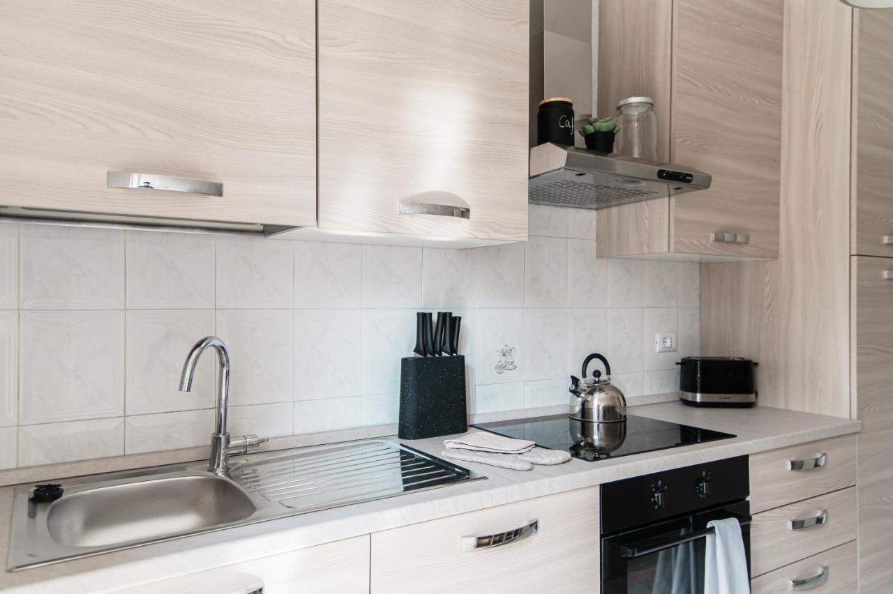 Lovely Suite With Private Parking In Como Luaran gambar