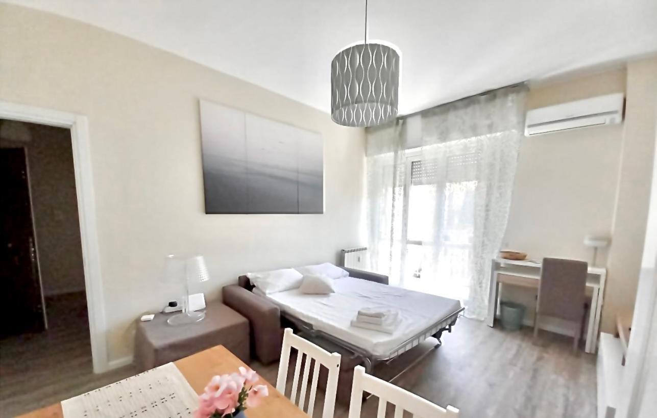 Lovely Suite With Private Parking In Como Luaran gambar